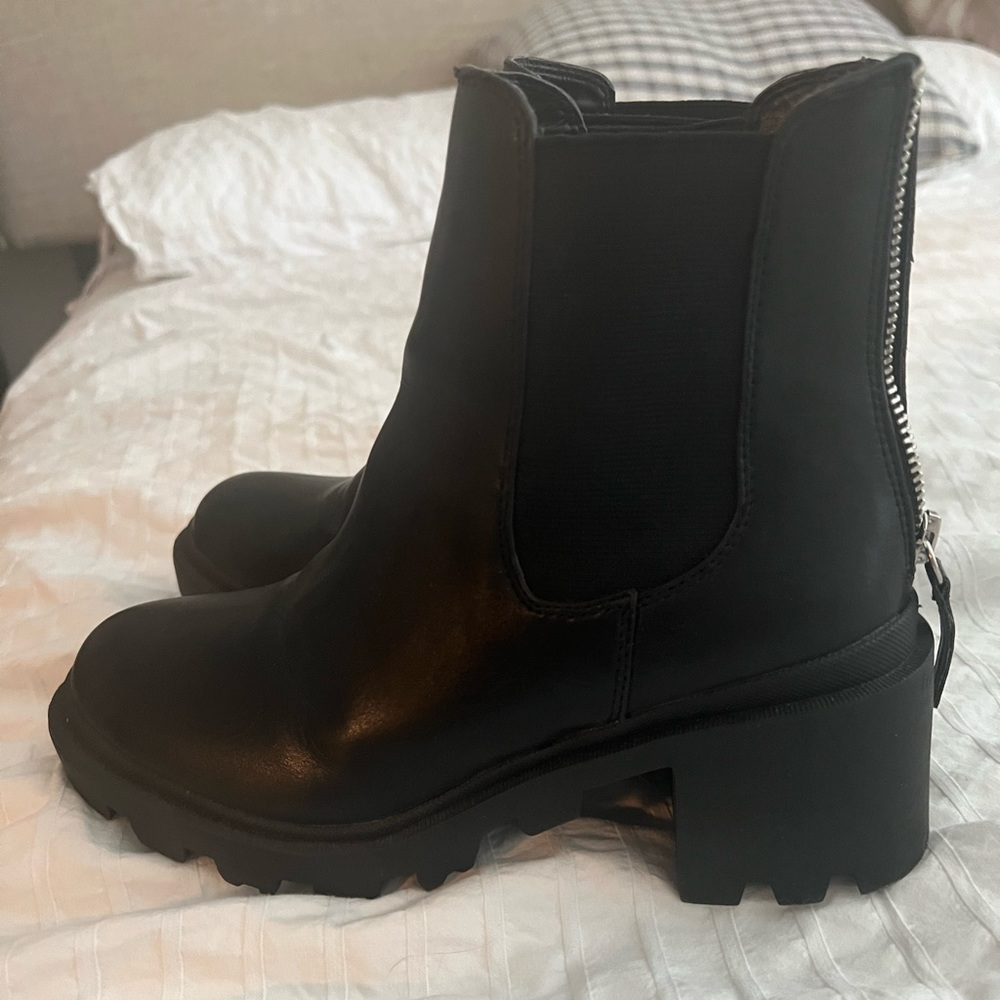 Dolce Vita booties